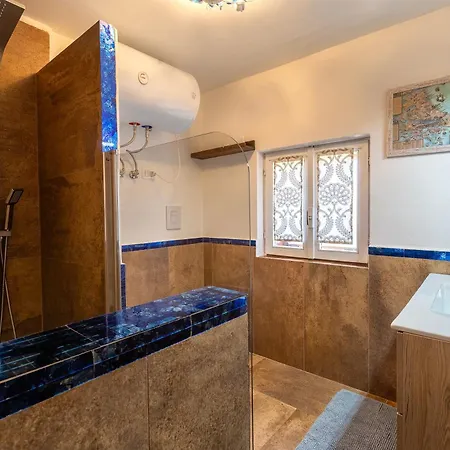 Сasa de vacaciones Jacuzzi *
